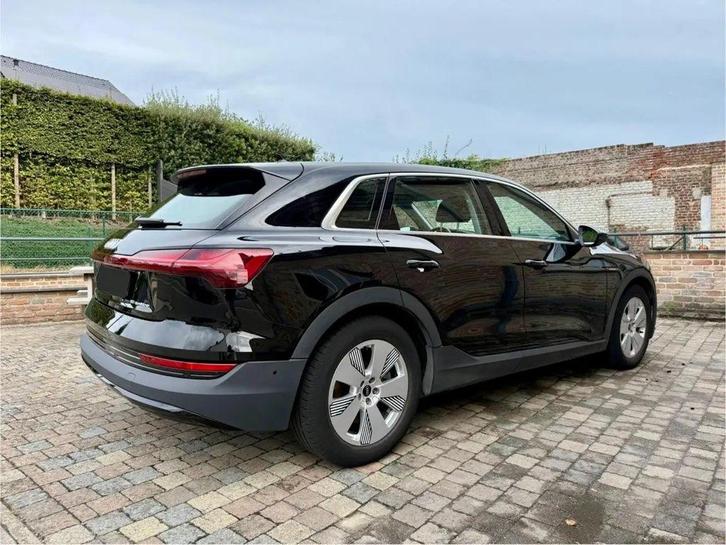 Audi e-tron 50 quattro, Auto's, Audi, Particulier, e-tron, Elektrisch, Euro 6, SUV of Terreinwagen, 5 deurs, Automaat, Zwart, Zwart