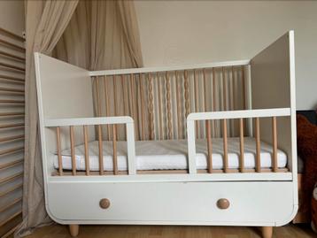 Baby bed + peuterbed 60x120cm beschikbaar voor biedingen