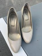 schoenen, Ophalen, Pumps, Beige, Zo goed als nieuw