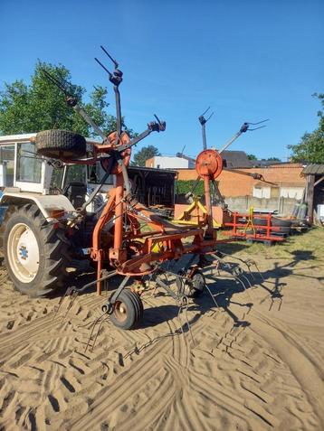 Schudder DEUTZ _FAHR  beschikbaar voor biedingen
