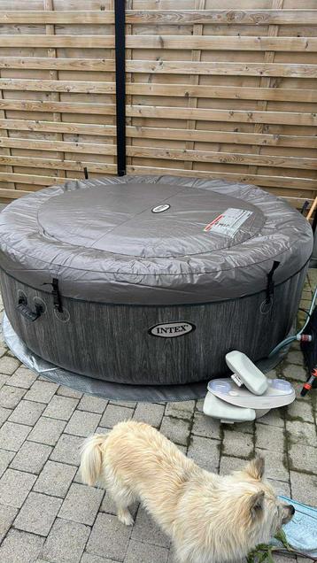 Intex greywood deluxe beschikbaar voor biedingen
