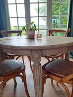 Ovaal ronde eiken landelijke tafel, Huis en Inrichting, Ophalen, Zo goed als nieuw