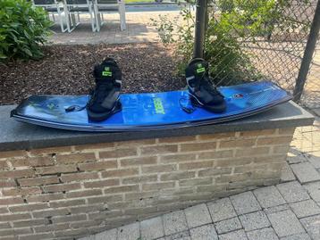 Wakeboard Jobe, Enlèvement, Neuf, Planche et Chausses