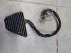 honda magna 700/750 van '83-'85 spanningsregelaar, Motoren, Ophalen of Verzenden, Gebruikt