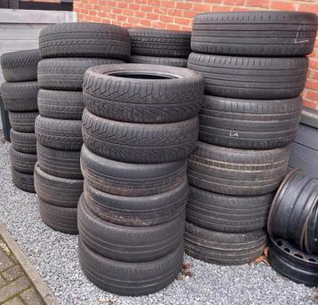 Gratis gebruikte autobanden beschikbaar voor biedingen