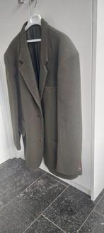 Veste kaki hiver costume homme, Enlèvement, Porté