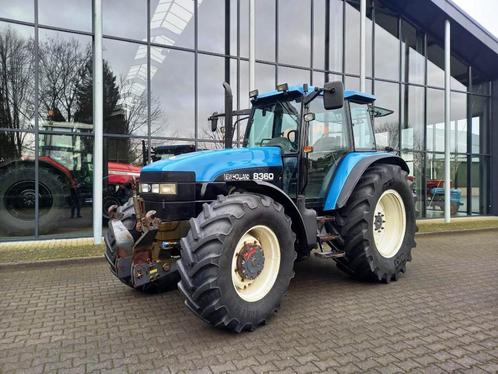 New Holland 8360, Zakelijke goederen, Landbouw | Tractoren, 5000 tot 7500, New Holland, 120 tot 160 Pk, Gebruikt, Ophalen of Verzenden