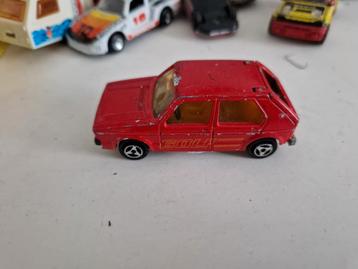 Majorette Volkswagen Golf rouge