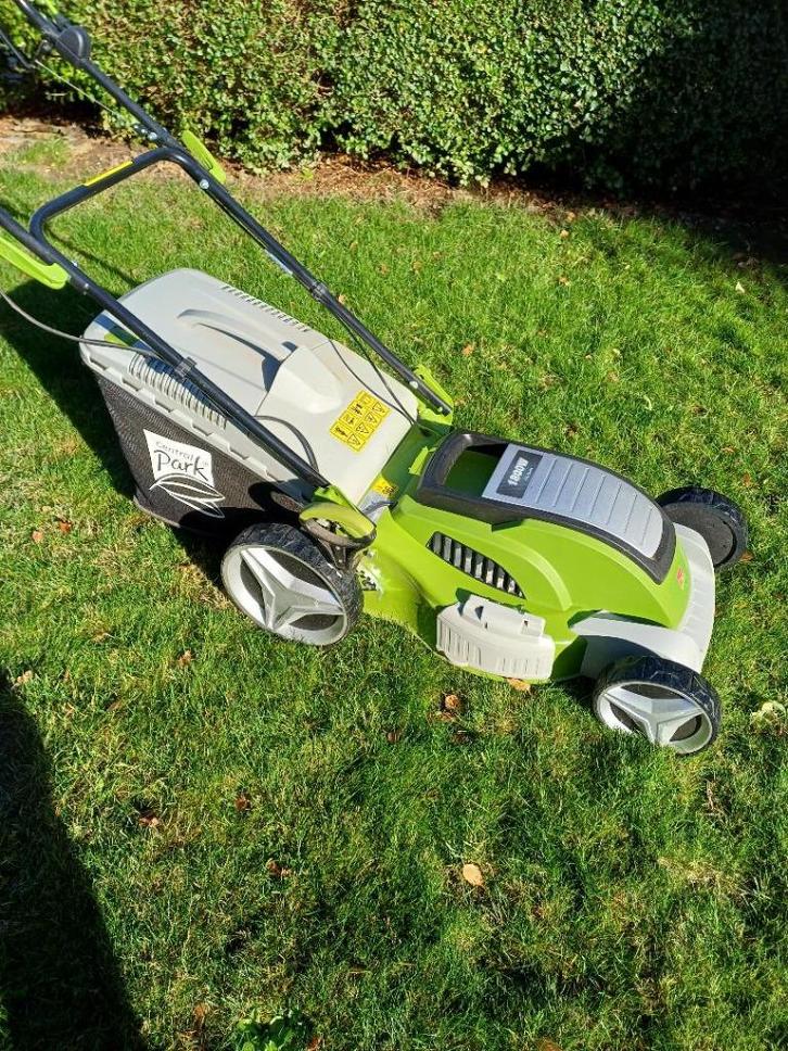Tondeuse electrique, Tuin en Terras, Grasmaaiers, Zo goed als nieuw, Elektrische grasmaaier, 40 t/m 49 cm, Cirkelmaaier, Elektrische starter