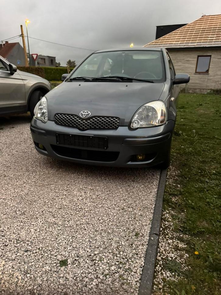 Yaris 1000cc, Auto's, Toyota, Particulier, Yaris, Airbags, Airconditioning, Bluetooth, Centrale vergrendeling, Elektrische buitenspiegels