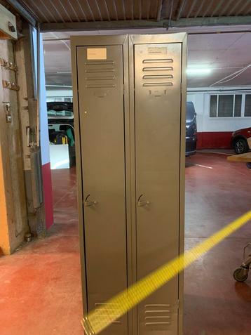 Vintage lockerkast 180x60 beschikbaar voor biedingen