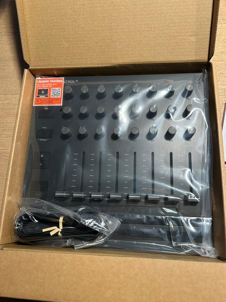 Novation Launch Control XL 3 - DAW controller, Muziek en Instrumenten, Midi-apparatuur, Nieuw, Ophalen