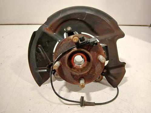 WIELNAAF LINKS VOOR Ford Fiesta 7 (01-2017/07-2023), Auto-onderdelen, Remmen en Aandrijving, Ford, Gebruikt