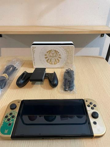 Nintendo switch oled édition limitée Zelda, Enlèvement, Comme neuf, Switch OLED