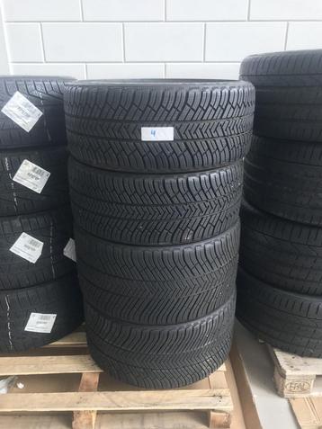 Porsche 911 Carrera winterbanden Michelin 245/35/20-295-30-2 beschikbaar voor biedingen