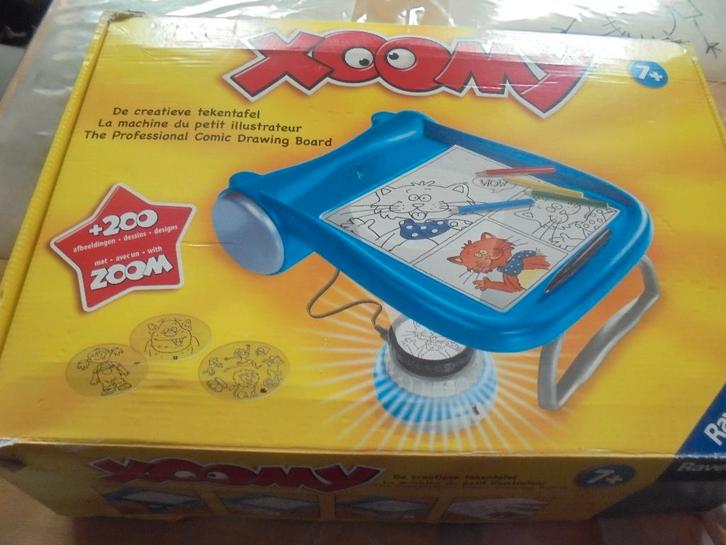 Xoomy tekenprojector Ravensburger 7+, Kinderen en Baby's, Speelgoed | Educatief en Creatief, Zo goed als nieuw, Knutselen, Ontdekken