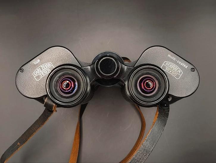 Carl Zeiss Jena Dekarem 10 x 50 verrekijker, Audio, Tv en Foto, Optische apparatuur | Verrekijkers, Gebruikt, Porro (met knik)