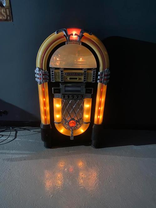 Jukebox voor mancave, Verzamelen, Automaten | Jukeboxen, Zo goed als nieuw, Ophalen