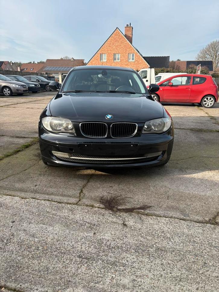 Bmw 116D !! 6vitesse/2.0 motor/ Export!!, Auto's, BMW, Particulier, 1 Reeks, Diesel, Euro 4, Ophalen
