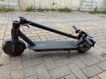 Elektrische step Xiaomi Mi elektrische scooter Pro 2 beschikbaar voor biedingen