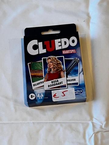Gezelschapsspel Cluedo kaartspel beschikbaar voor biedingen