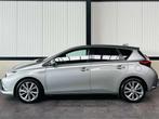 Toyota Auris 1.8i HSD HYBRID Auto PREMIUM 76.000KM FULL, Auto's, Te koop, 71 kW, Zilver of Grijs, Berline