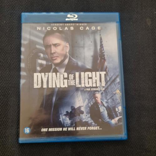 Dying of the Light blu ray NL thriller, CD & DVD, Blu-ray, Comme neuf, Thrillers et Policier, Enlèvement ou Envoi