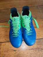 Voetbalschoenen kipsta maat 35, Sport en Fitness, Ophalen, Gebruikt, Schoenen