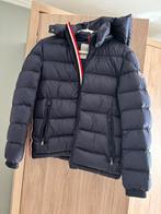 Moncler Jacket Dark Bleu blauw maat 152 12yr, Kleding | Heren, Jassen | Winter, Ophalen, Moncler, Blauw, Overige maten