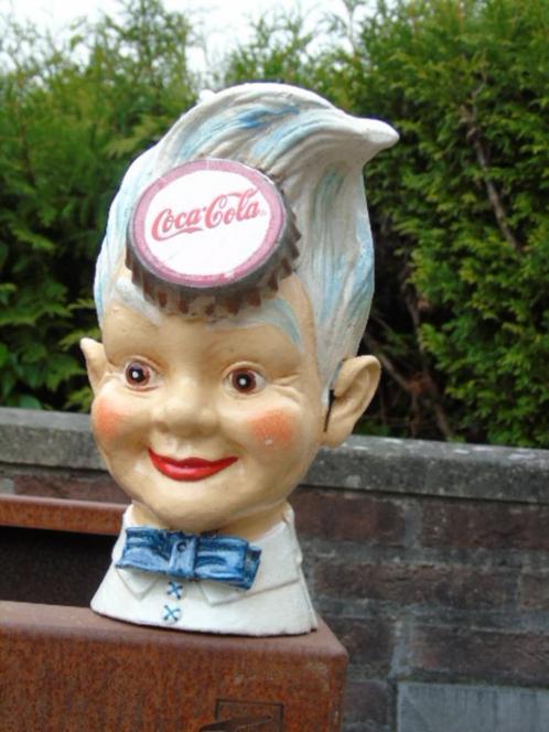 COCA-COLA spaarpot in gietijzer met kleurpatina., Verzamelen, Spaarpotten, Nieuw, Object of Gebouw, Metaal of Blik, Ophalen