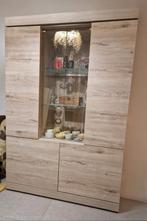 Eiken vitrinekast met LED verlichting, Ophalen