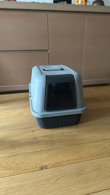 Kattenbak beschikbaar voor biedingen