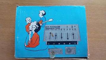 Stereo mixer Model no 501, Musique & Instruments, Tables de mixage, Enlèvement ou Envoi, Utilisé, 5 à 10 canaux, Entrée micro