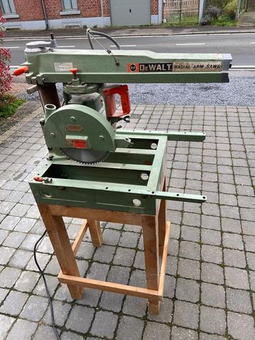 Scie radiale Dewalt DW110 beschikbaar voor biedingen