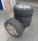 Winterbanden Volvo s60, Auto-onderdelen, Banden en Velgen, Ophalen, Winterbanden, Band(en)
