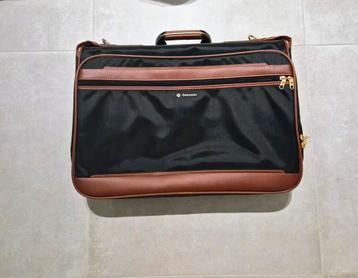 Vintage Samsonite reiskoffer beschikbaar voor biedingen