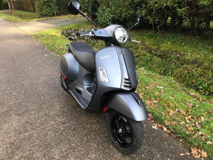 Vespa GTS 300 HPE super sport, Motoren, Motoren | Piaggio, Particulier, Sport, Ophalen