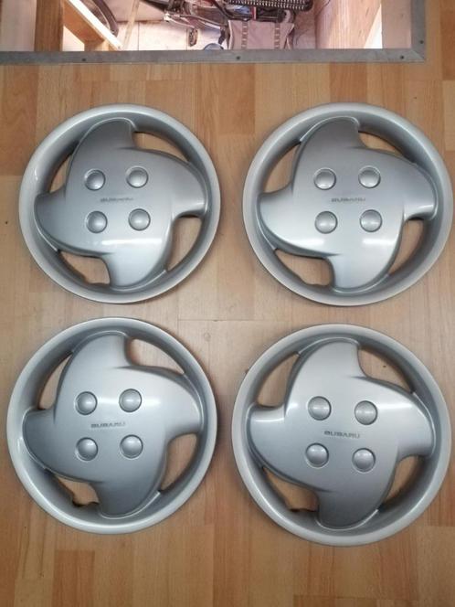 Subaru Vivio wieldoppen 4 + 1, Auto diversen, Wieldoppen, Zo goed als nieuw, Ophalen