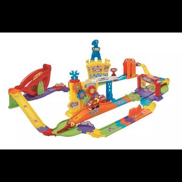 Vtech toet toet auto racebaan beschikbaar voor biedingen