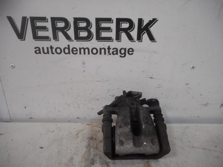 REMKLAUW LINKS ACHTER Opel Zafira (F75) (01-1998/07-2005), Auto-onderdelen, Remmen en Aandrijving, Opel, Gebruikt
