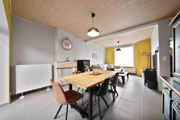 Superbe maison 3 chambres et jardin très bien située, Immo, Maisons à vendre, Province de Hainaut, 200 à 500 m², Maison 2 façades