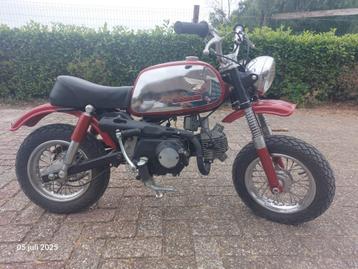 Honda minibike Ape Monkey R50K R50 KZ50K Z50 beschikbaar voor biedingen