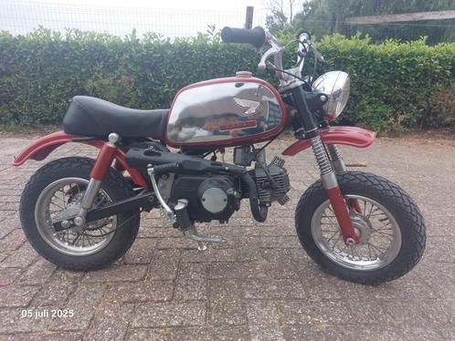 Honda minibike Ape Monkey R50K R50 KZ50K Z50, Fietsen en Brommers, Brommers | Oldtimers, Ophalen