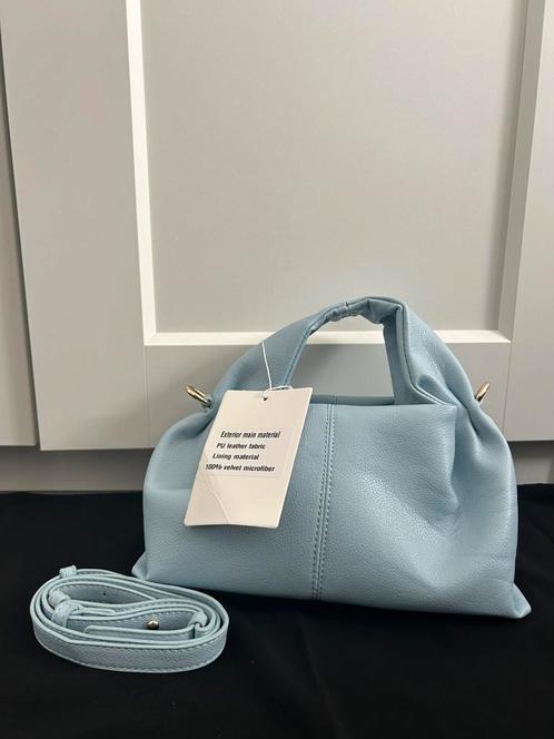 Sac à main style Polène Mini – élégant et minimaliste, Handtassen en Accessoires, Tassen | Reistassen en Weekendtassen, Zo goed als nieuw