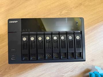 QNAP Ts-870 pro met een harde schijf van 9 TB beschikbaar voor biedingen