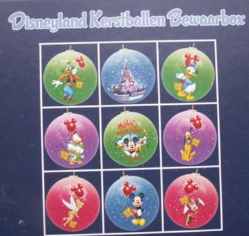 Complete set van 9 Disney Kerstballen Donald, Mickey, Goofy beschikbaar voor biedingen