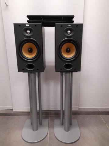 B&W  DM601S2 met of zonder stands beschikbaar voor biedingen
