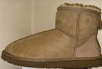 UGG australia maat 39, Ophalen, Beige, Overige typen, Zo goed als nieuw