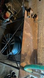 Werkbankje met 2 bankschroefjes, Enlèvement