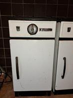 2 oude vintage fornuizen, Ophalen